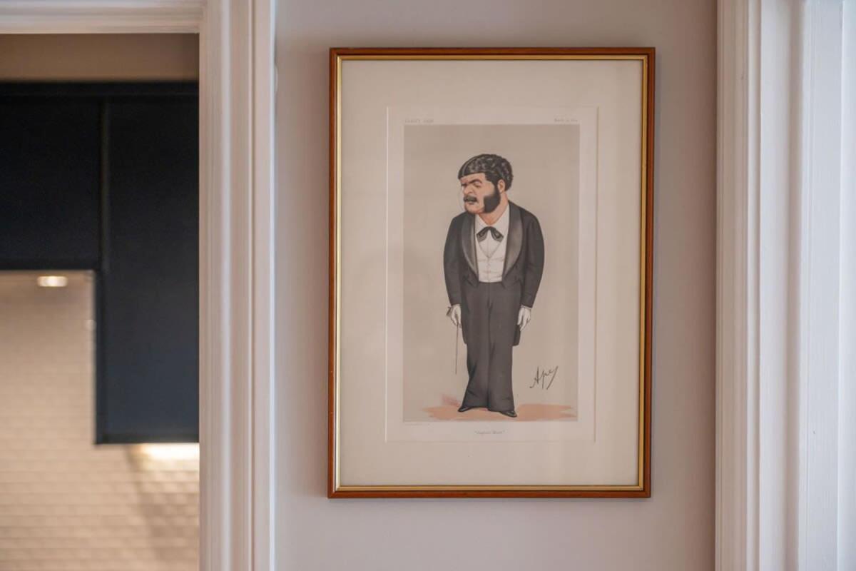 A Regal Abode - Marylebone - By Frankie Says Apartman London Kültér fotó